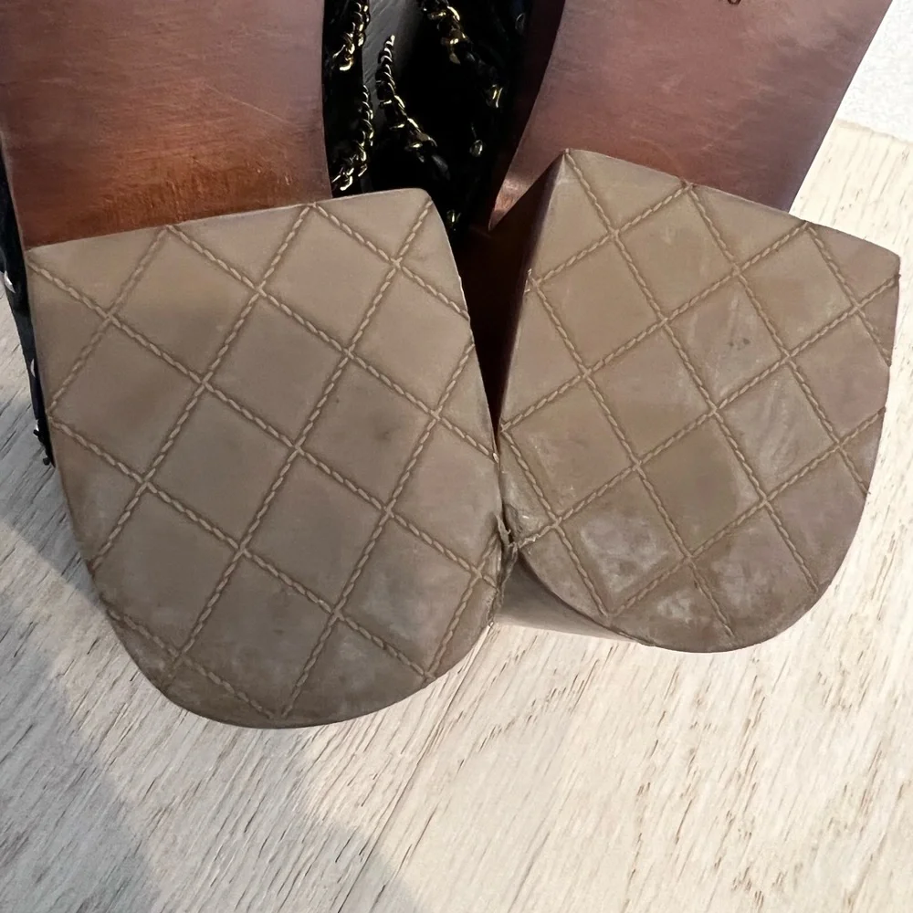 Authentic Chanel Mules - Picture 6 of 11